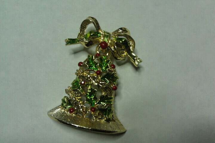 Vintage Christmas Bell, Baumelt Unterzeichnet Gerry's Pin/Brosche Vintage Christmas Bell, Baumelt Unterzeichnet Gerry's Pin/Brosche von amyrigs