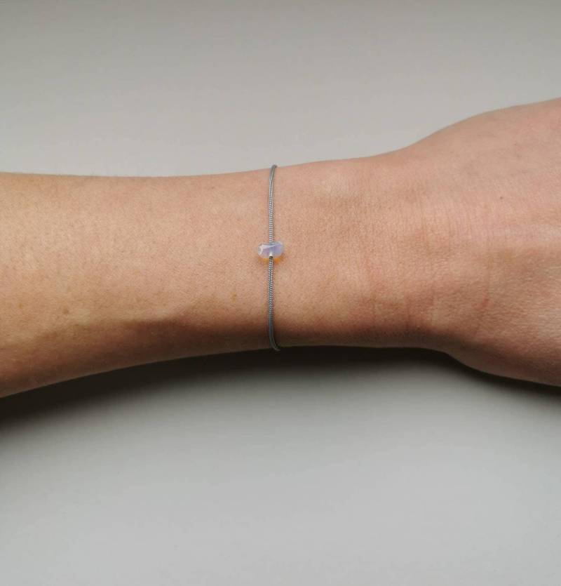 Zartes Armband Mit Opal Zartes Armband Mit Opal von anandamalalove