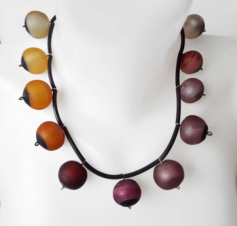 Handgefertigte Glasperlenkette Herbstfarben Statement Schmuck von anatglass