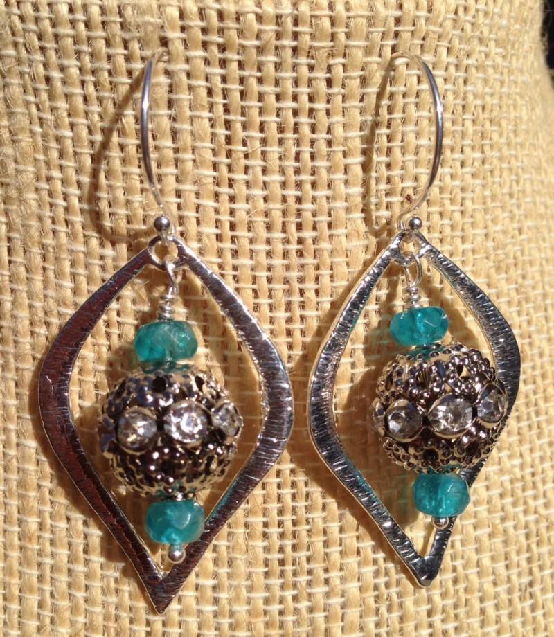 50% Rabatt Auf Kaviar-Träume Sterling Silber Apatit Und Strass Bead Marquise Durchbohrte Baumeln Ohrringe - Etsy Andersonhs von andersonhs