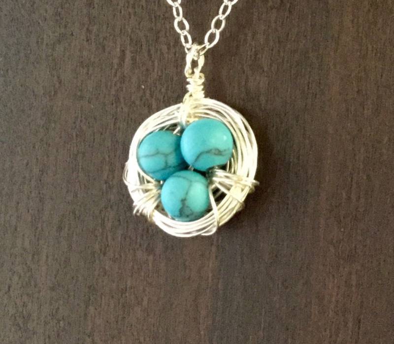Vogels Nest Mutter Halskette Silber Mit Gefärbter Howlith Eiern, Birthstone Halskette, Custom Vogels Nest Mutter Halskette Silber Mit Gefärbter Howlith Eiern, Birthstone Halskette, Custom von andidanie