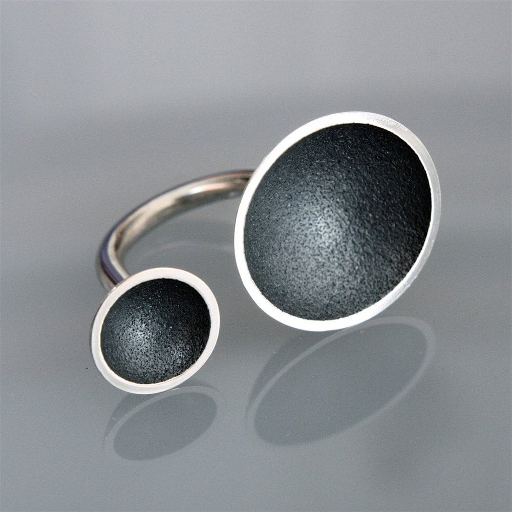Ring | Groß 2 Tassen Schwarz Ring | Groß 2 Tassen Schwarz von andreasschiffler
