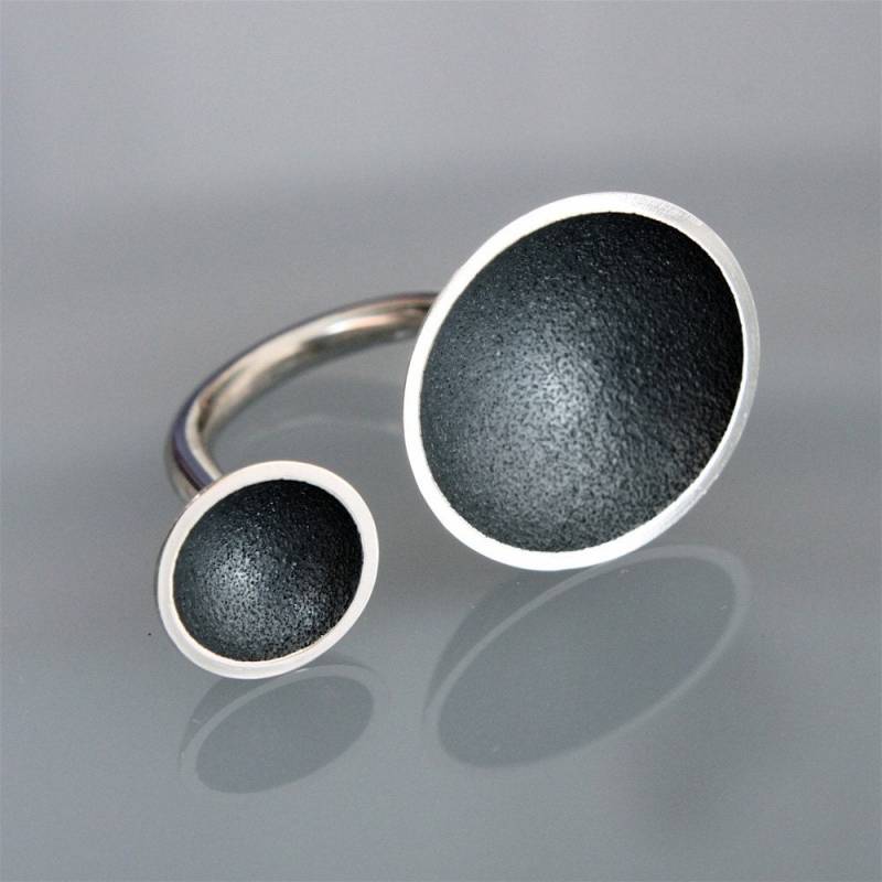 Ring | Groß 2 Tassen Schwarz von andreasschiffler