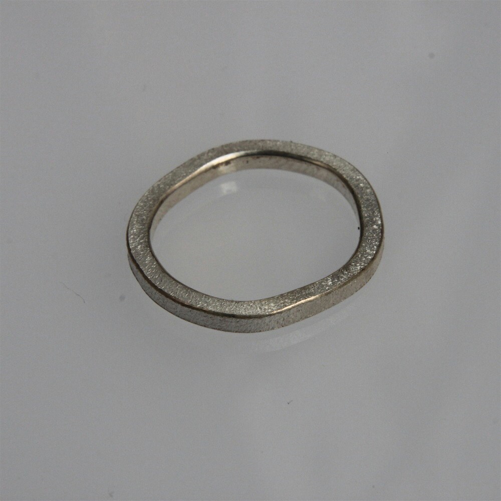 Stapelring Aus Sterlingsilber in Gebleicht Oder Oxidiert | Schwarz Stapelring Aus Sterlingsilber in Gebleicht Oder Oxidiert | Schwarz von andreasschiffler