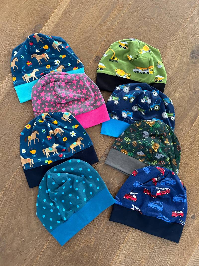 Mütze Beanie Kinder Pirat Feuerwehr Polizei Auto Dino von angiwithlove