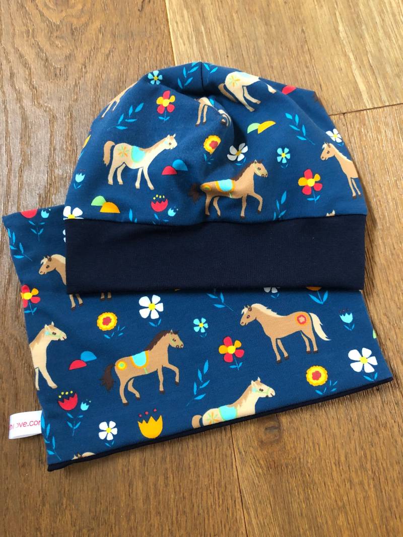 Set Pferde Beanie Mütze Loop Schal Einhorn Waldtiere von angiwithlove