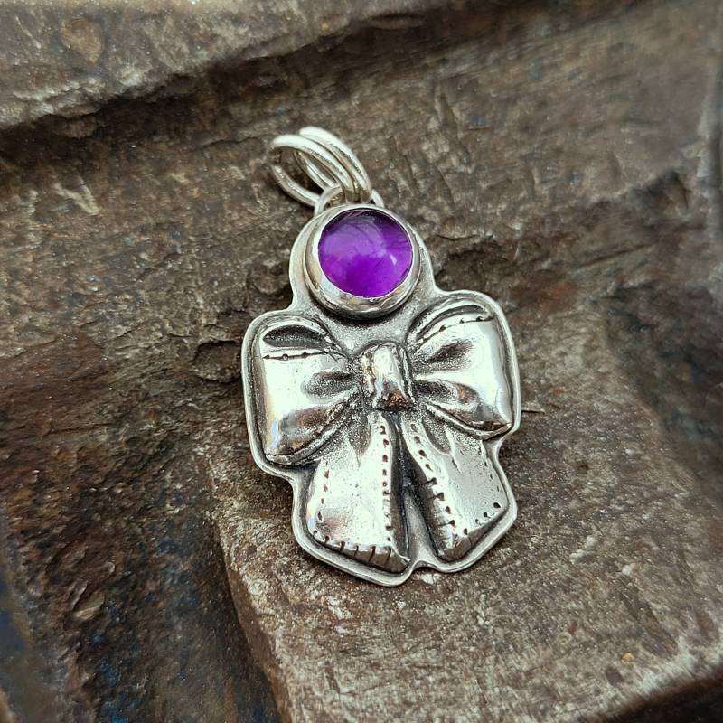 Sale Anhänger Schleife Mit Amethyst, "Sofortversand", Aus Recyceltem Silber Handgefertigt in Deutschland von animoARTschmuck