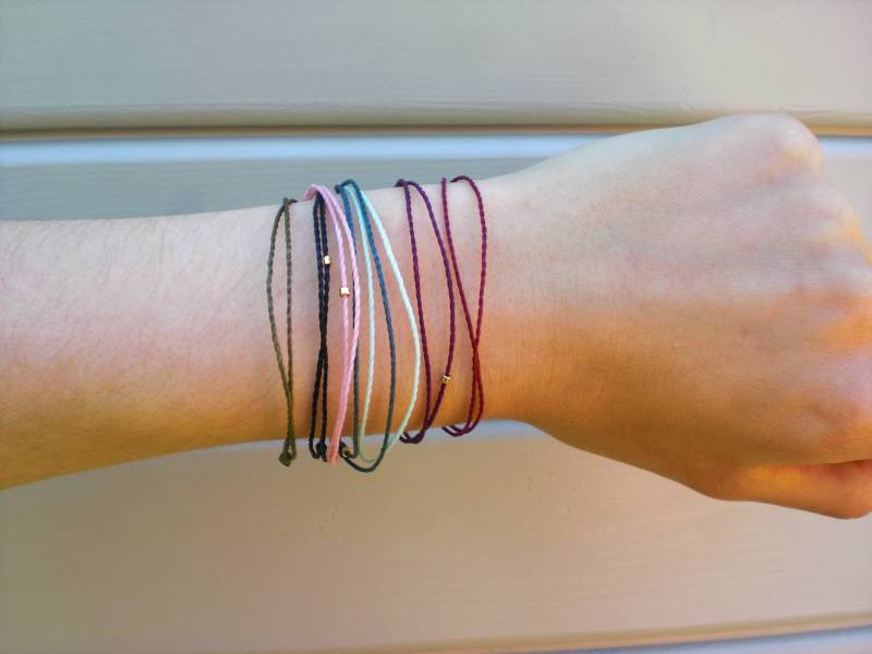 Schmales Süßes Filigranes Armband Mit Schiebeverschluss Für Freunde Freundin Strand Minimalistisch Dezent Dünn String Option Perle von anitasbyme