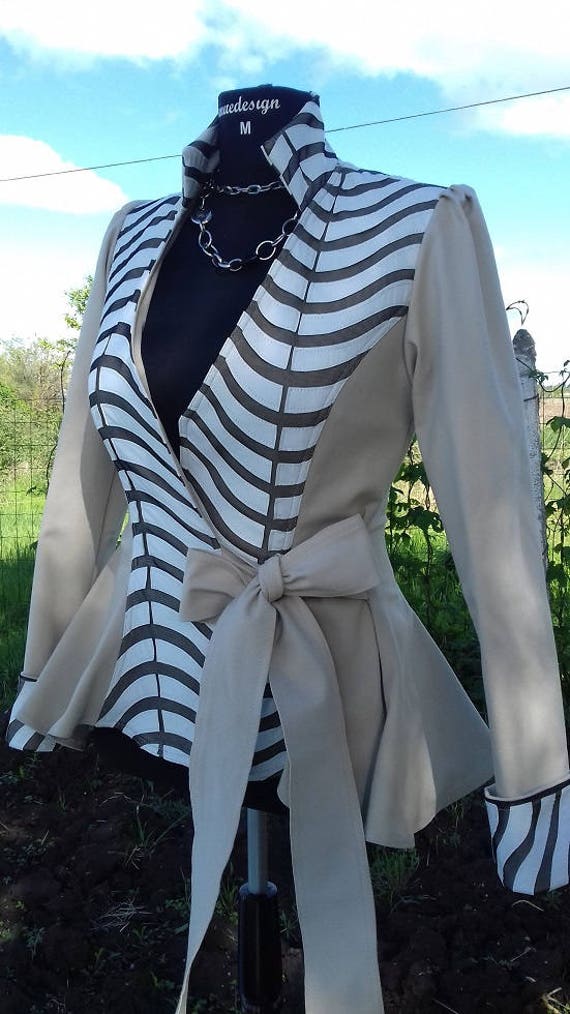 Einzigartige, Elegante Und Stilvolle Damenjacke von anitedesign