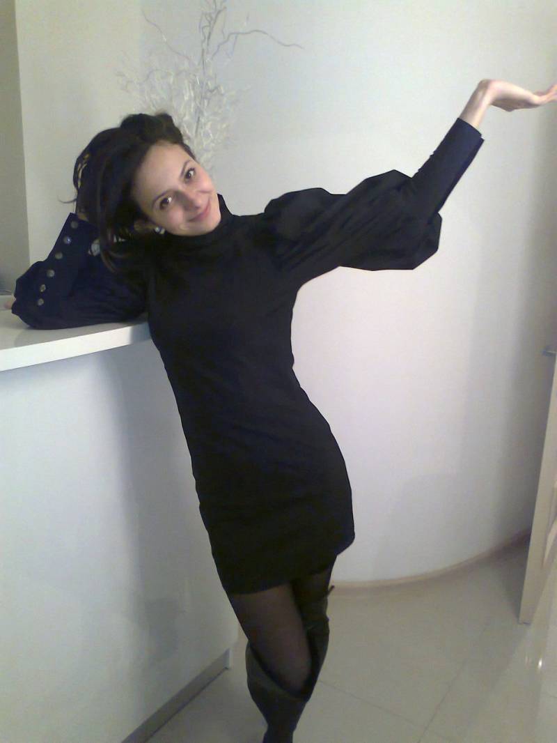 Elegantes Kleid Mit Puffärmeln Und Polo Aus Baumwoll-Elasthan von anitedesign