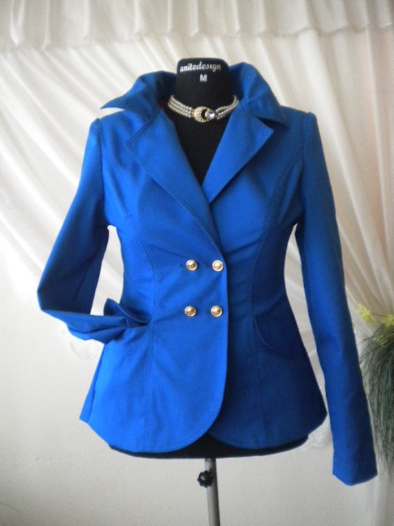 stilvolle Und Elegante Damenjacke Aus Baumwolle von anitedesign