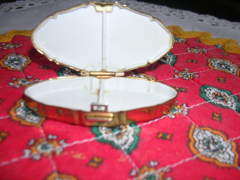 Sratton Vergoldete Pillendose Sratton Vergoldete Pillendose von anmich