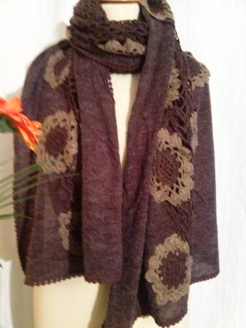 Schal Aus Baumwolle, Acryl Häkeln, Frauen Schal, Mädchen, Damenmode, Kleidung, Frau, Geschenk, Geschenk Mädchen Zubehör Frau von annabeecharpe