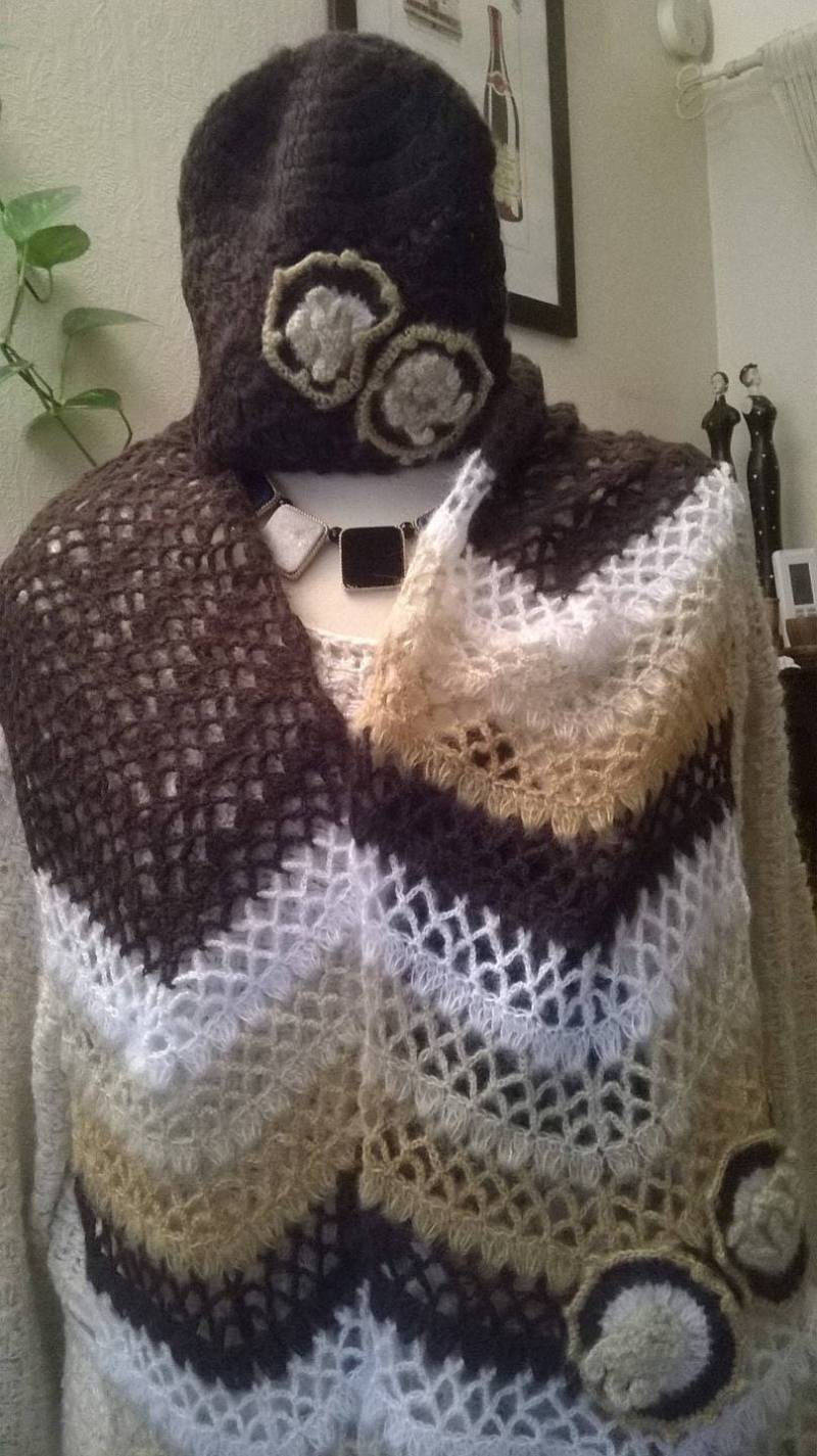 Set Schalmütze, Mohair Und Acryl, Handgemacht, Häkeln, Mehrere Farben, Geschenk Frau, Mädchen, Accessoire Mädchen von annabeecharpe