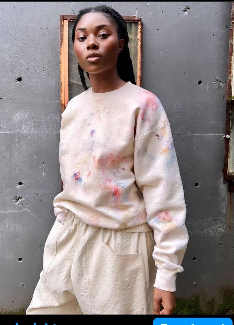 Neues Handgefärbtes Rundhals-Sweatshirt Aus Baumwolle in Birthday Cake , Anna Joyce, Portland, Or. Tie-Dye von annajoyce