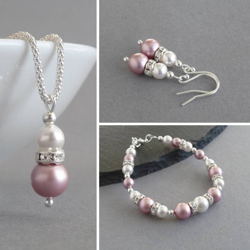 Altrosa Perlenschmuck Set - Powder Rose Perle Und Kristall Schmuckset Weiße Tropfen Halskette, Armband Ohrringe Altrosa Perlenschmuck Set - Powder Rose Perle Und Kristall Schmuckset Weiße Tropfen Halskette, Armband Ohrringe von annakingjewellery
