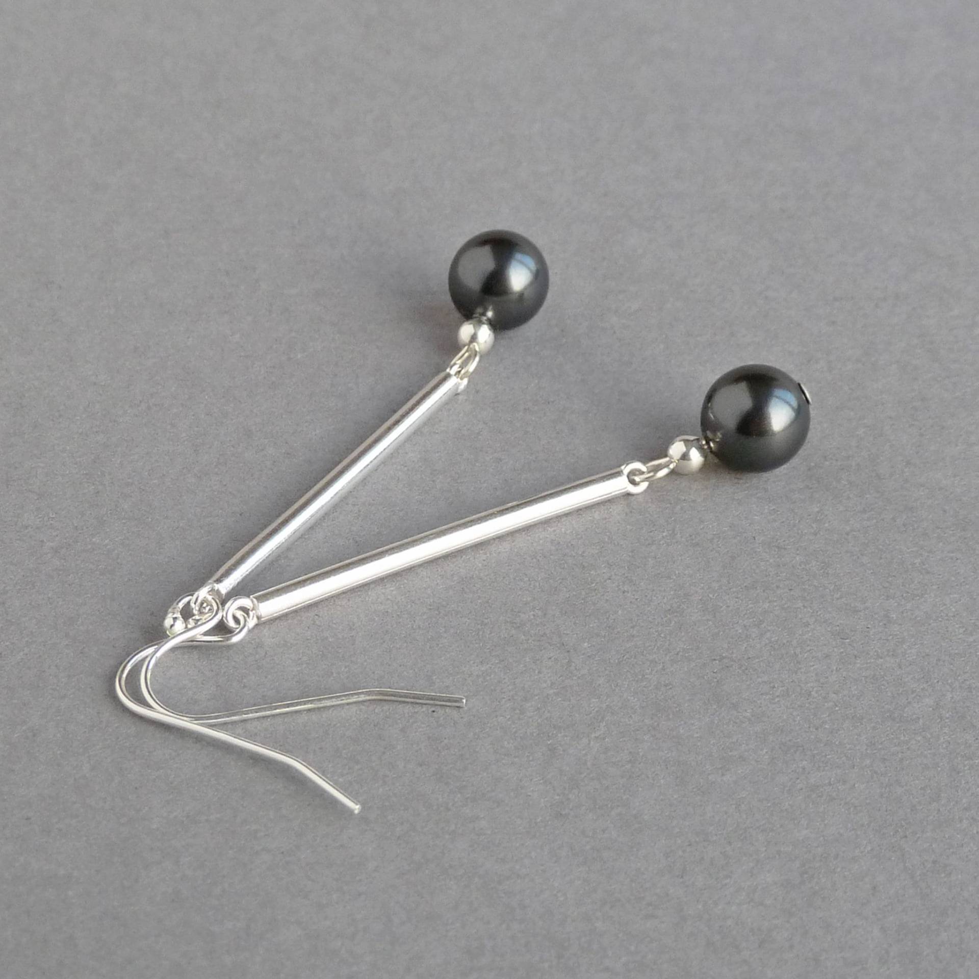 Dunkelgraue Perlenohrringe - Sterlingsilber Und Schwarze Grauer Alltagsschmuck Für Frauen Geschenkanhänger Dunkelgraue Perlenohrringe - Sterlingsilber Und Schwarze Grauer Alltagsschmuck Für Frauen Geschenkanhänger von annakingjewellery