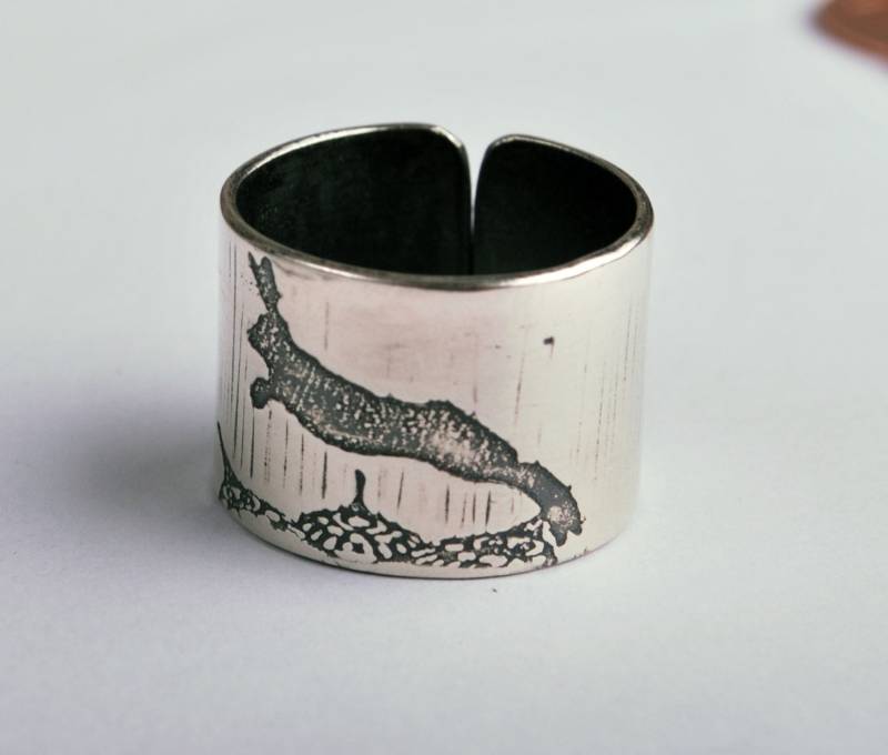 Einstellbarer Geätzter Silber Hase Ring - Oxidiert, Kaninchen Ring, Liebhaber Geschenk, Natürlich, Handgemacht Einstellbarer Geätzter Silber Hase Ring - Oxidiert, Kaninchen Ring, Liebhaber Geschenk, Natürlich, Handgemacht von annamcdade