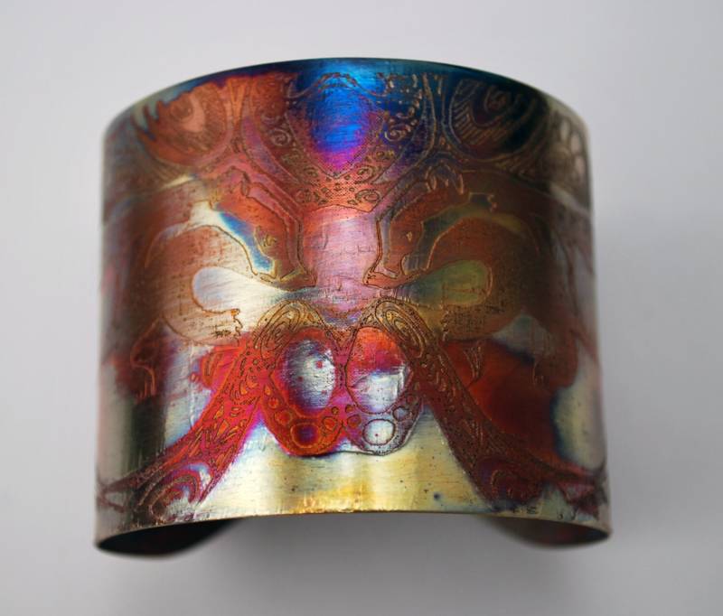 Geätztes Kupfer Dachs Manschetten Armband von annamcdade