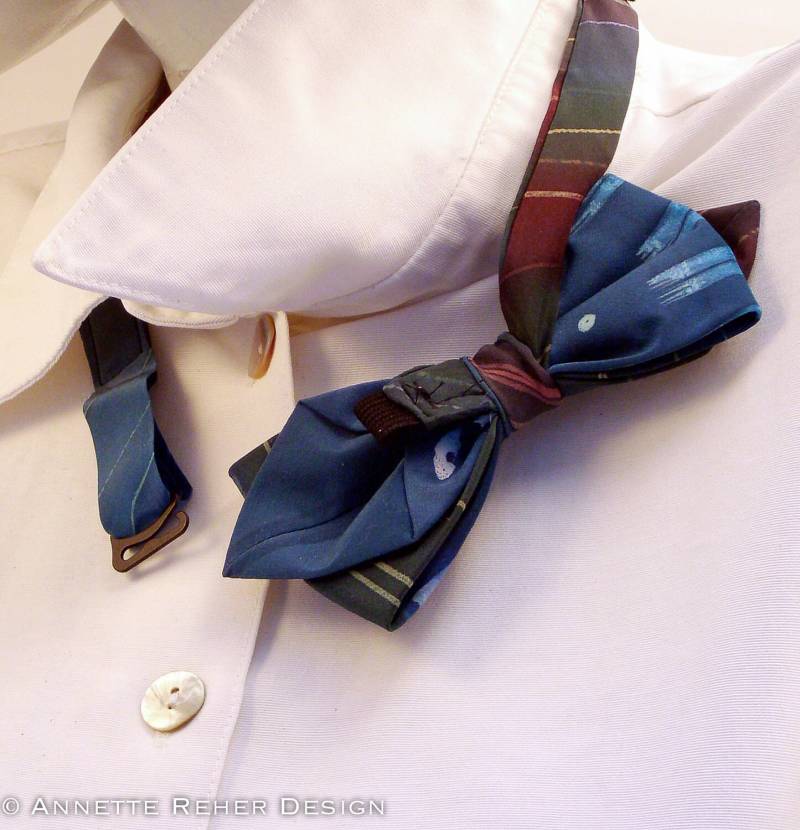 Fliege Seide Blau Bunt "Batik' von annettereher