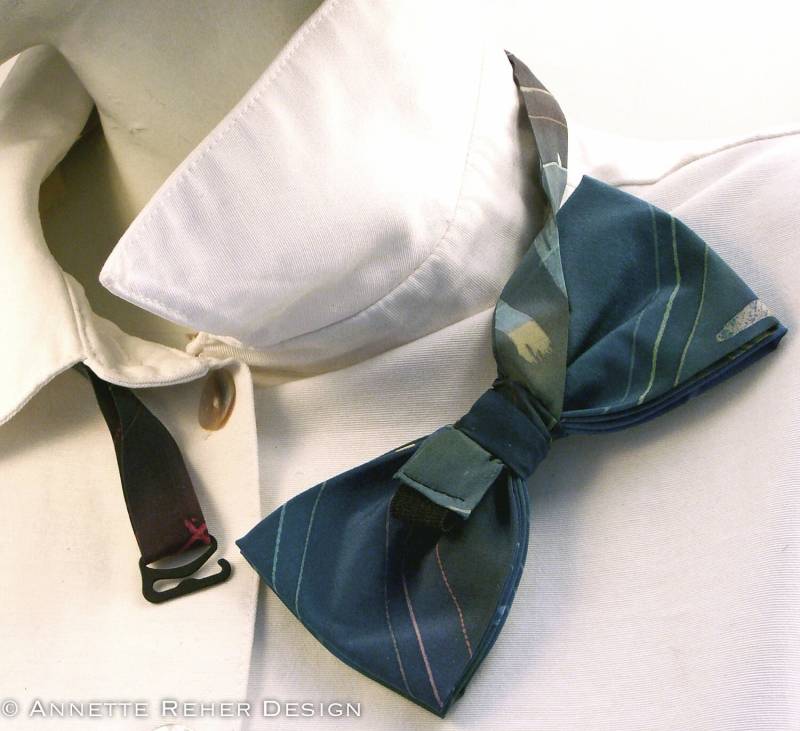 Fliege Seide Blau Grün "Batik' Fliege Seide Blau Grün "Batik' von annettereher