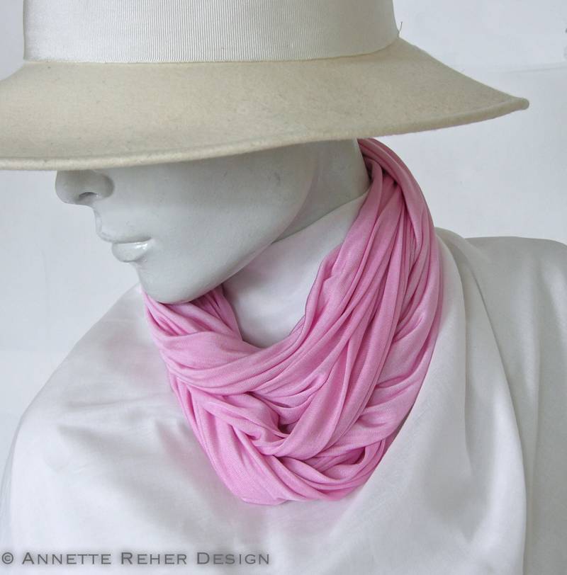 Schlauchschal Rundschal Loop Seide Jersey Rosé von annettereher