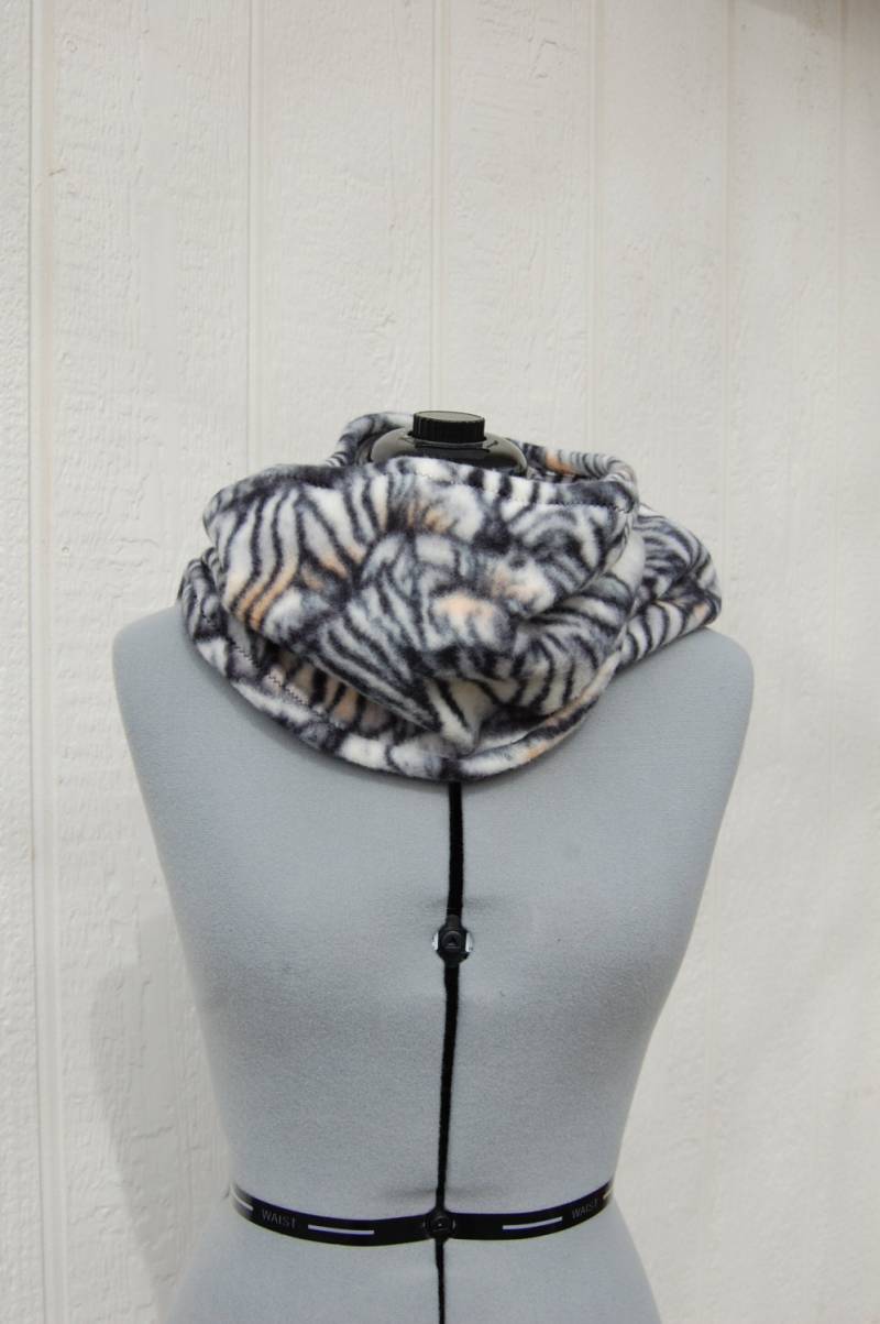 Zebra Zebras Drucken Infinity Fleece Schal Zebra Zebras Drucken Infinity Fleece Schal von annnna
