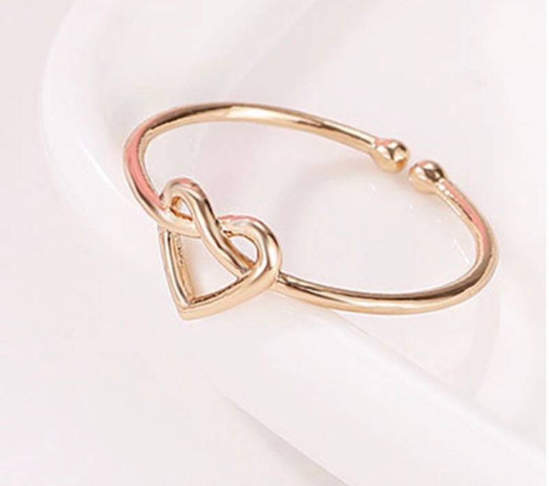 Herz Knoten Ring Größenverstellbar von aprilandcloud