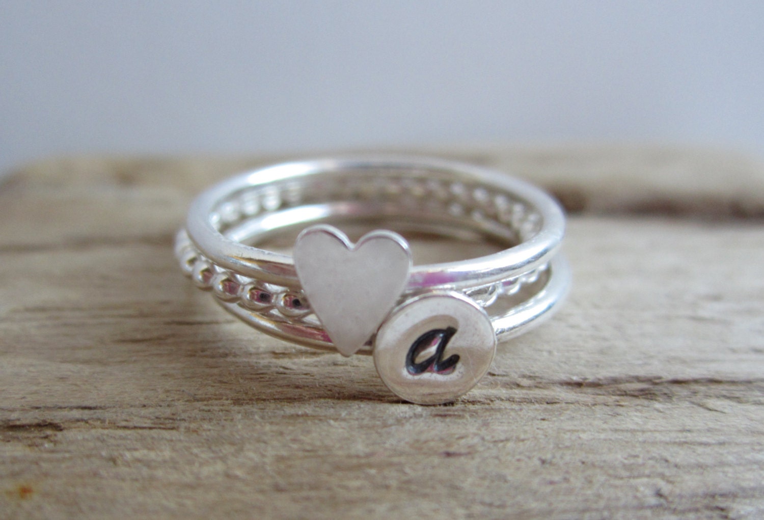 Personalisierte Herz & Erste Stapeln Ring Sterling-Silber-Set - Set 3 Personalisierte von aprilandjune