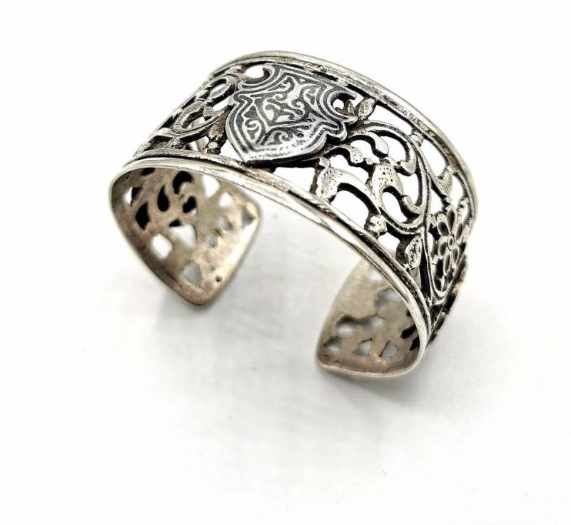 Antike Armband-Manschette Aus Turkmenistan von archilliethnics