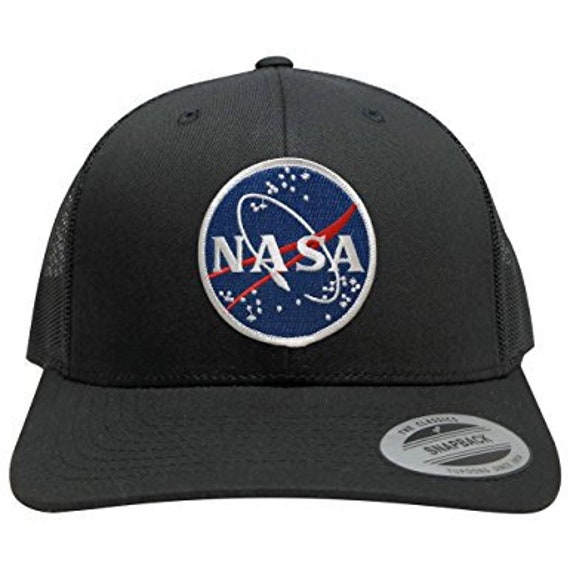 Oversize Xxl Nasa Meatball Logo Patch Retro Trucker Mesh Cap Oversize Xxl Nasa Meatball Logo Patch Retro Trucker Mesh Cap von armycrew