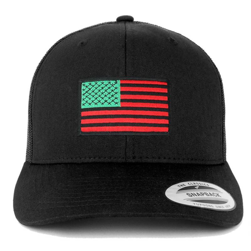 Oversize Xxl Rot Grün Schwarz Usa Flagge Patch Retro Trucker Mesh Cap von armycrew
