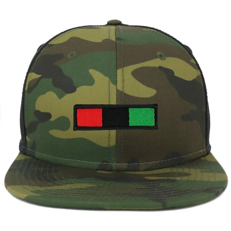 Oversize Xxl Rot Schwarz Grün Bar Patch Camouflage Flatbill Mesh Snapback Cap von armycrew