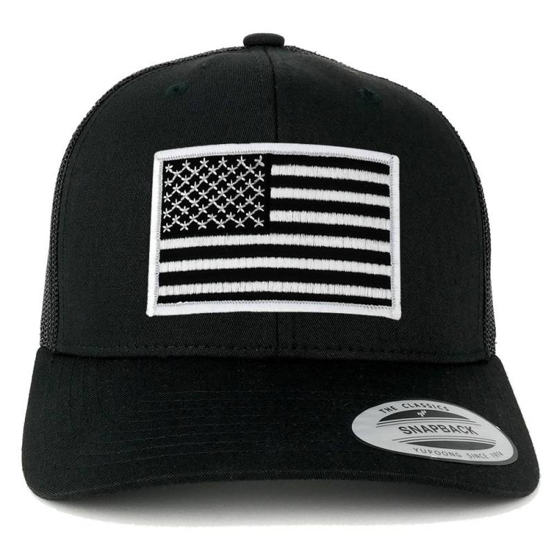 Oversize Xxl Schwarz Weiß Usa Flagge Patch Retro Trucker Mesh Cap von armycrew