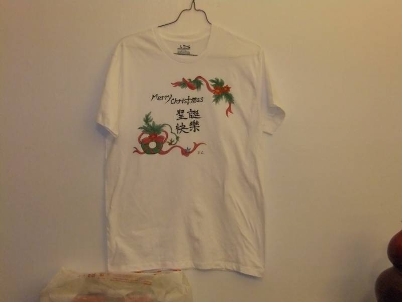 Handbemaltes T-Shirt | Weihnachten Handbemaltes T-Shirt | Weihnachten von art4u