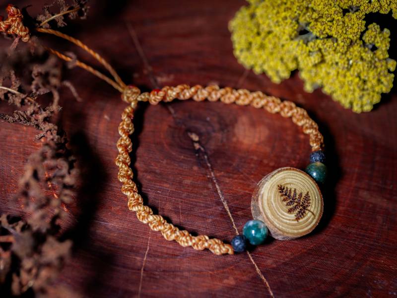 Farn Pyrographie - Holzarmband Vom Mammutbaum Moosachat & Lava Makrameearmband Urwelt-Mammutbaum Waldschmuck Unikat Naturschmuck von artHawkNatureDesign