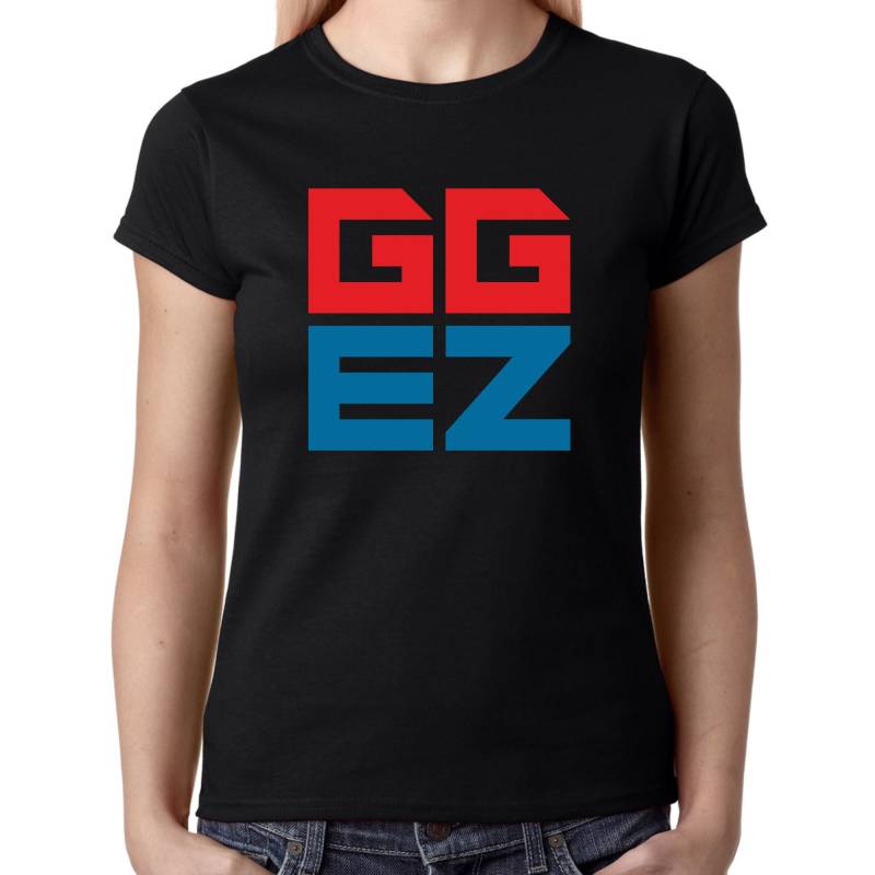 Gg Ez Gamer Gaming Good Game Games Daddel Daddeln Spiele Pc Geek Nerd Easy Shooter Egoshooter Comedy Spaß Lustig Girlie Damen Lady T-Shirt von artSHIRT24