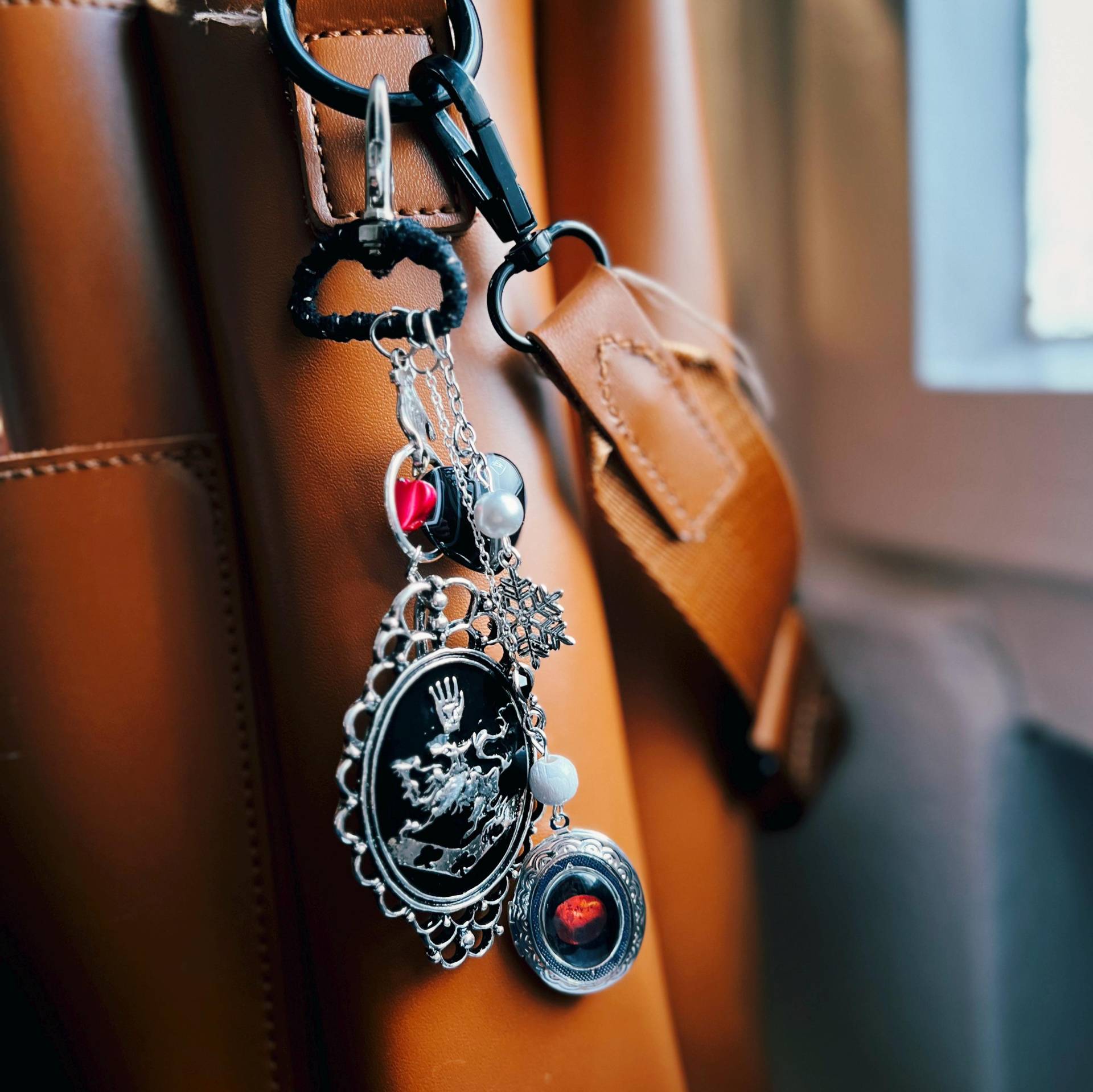 Twilight Saga Taschenanhänger Twilight Saga Taschenanhänger von artaemisia