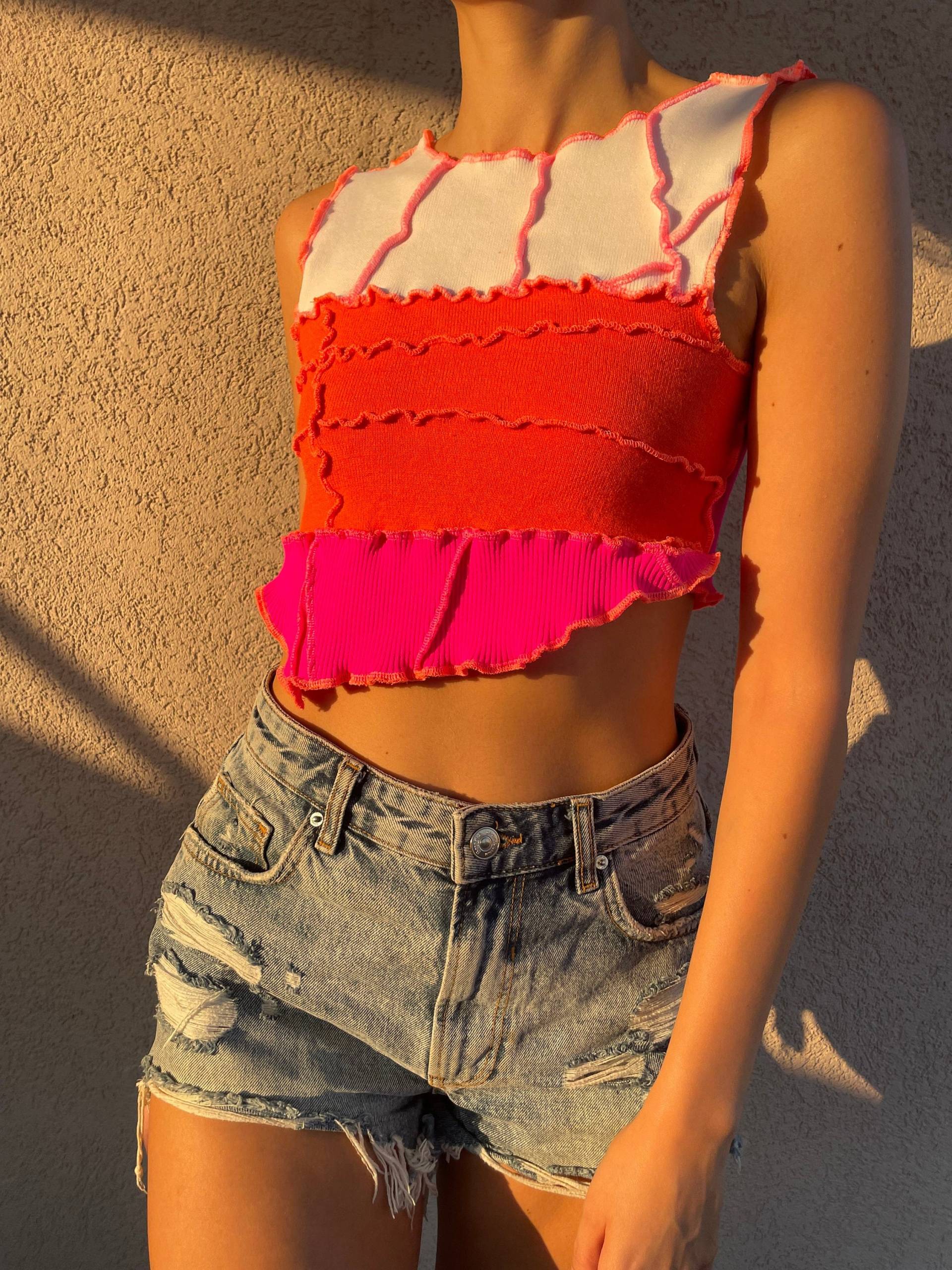 Sylvia Crop Top von artandroam