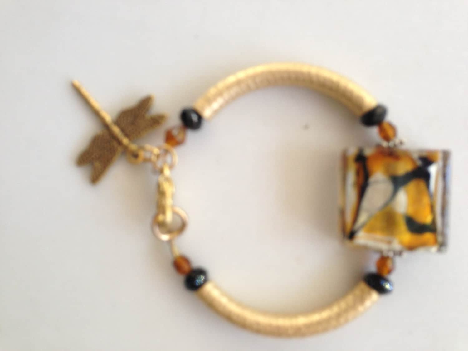 Melasse-Murano-Glas-Armreif Melasse-Murano-Glas-Armreif von artandsouldesigns