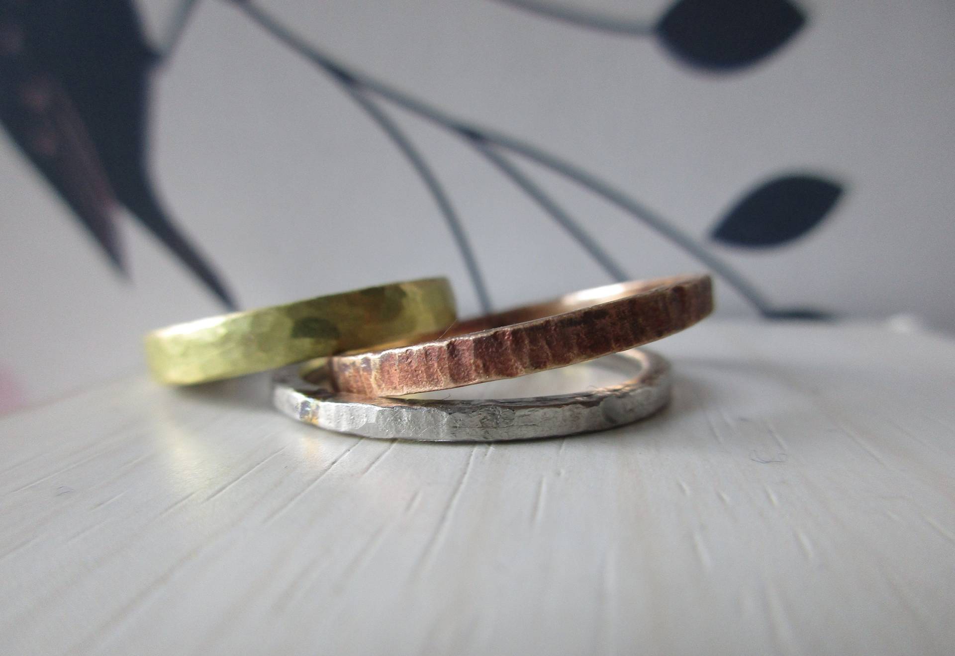 3 Ringset Stapelringe Gelbgold Rotgold Silber Geschmiedet Rustikal Beisteckringe Zusteckringe Damenringe Geschenk von artargentum