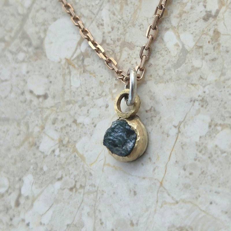 Kleiner Anhänger Rohdiamant Blau Grün Silber Gold Kette Zart Rustikal Handgefertigt Unikat von artargentum