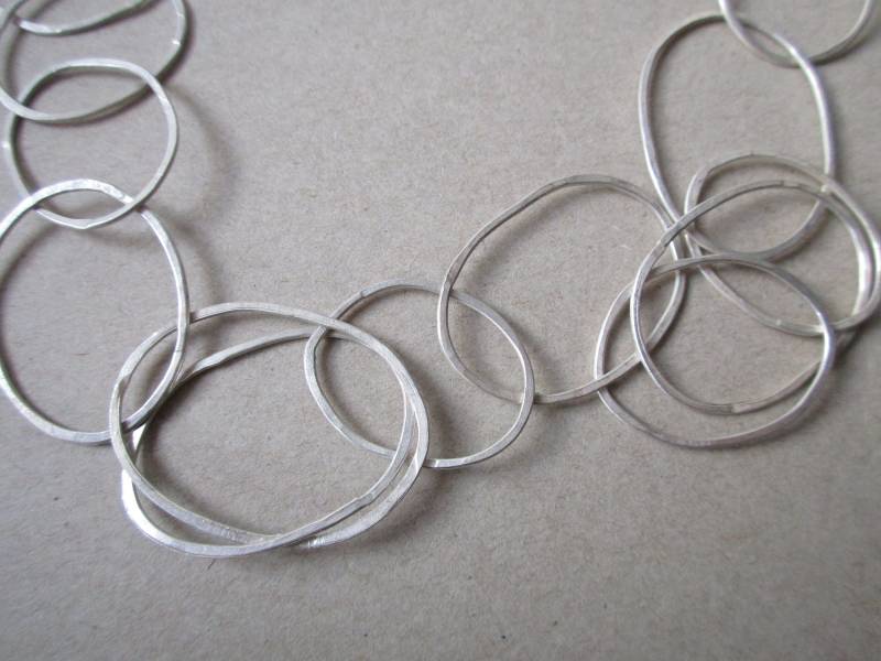 Lange Geschmiedete Silberkette Große Ösenkette Gliederkette von artargentum