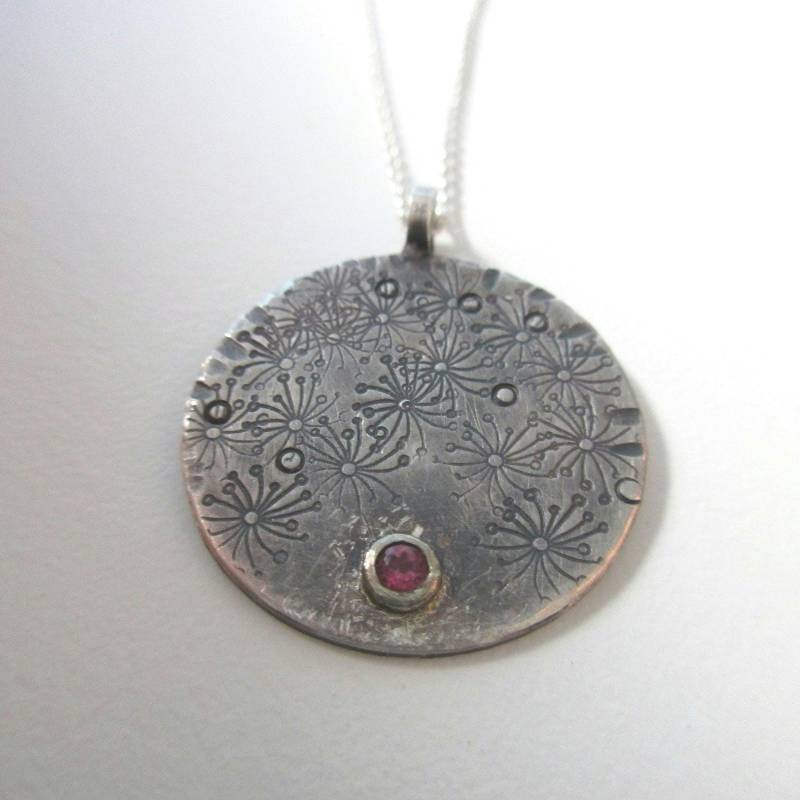 Runder Grosser Kettenanhänger Ohrsteckern Silber Mondstein, Diamant Oder Rubin, Blumenmuster Rustikal Schlicht Set Einzeln von artargentum