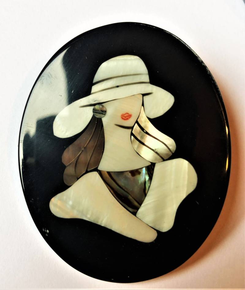 Perlmutt Brosche/Anhänger von artdecoblumenberg