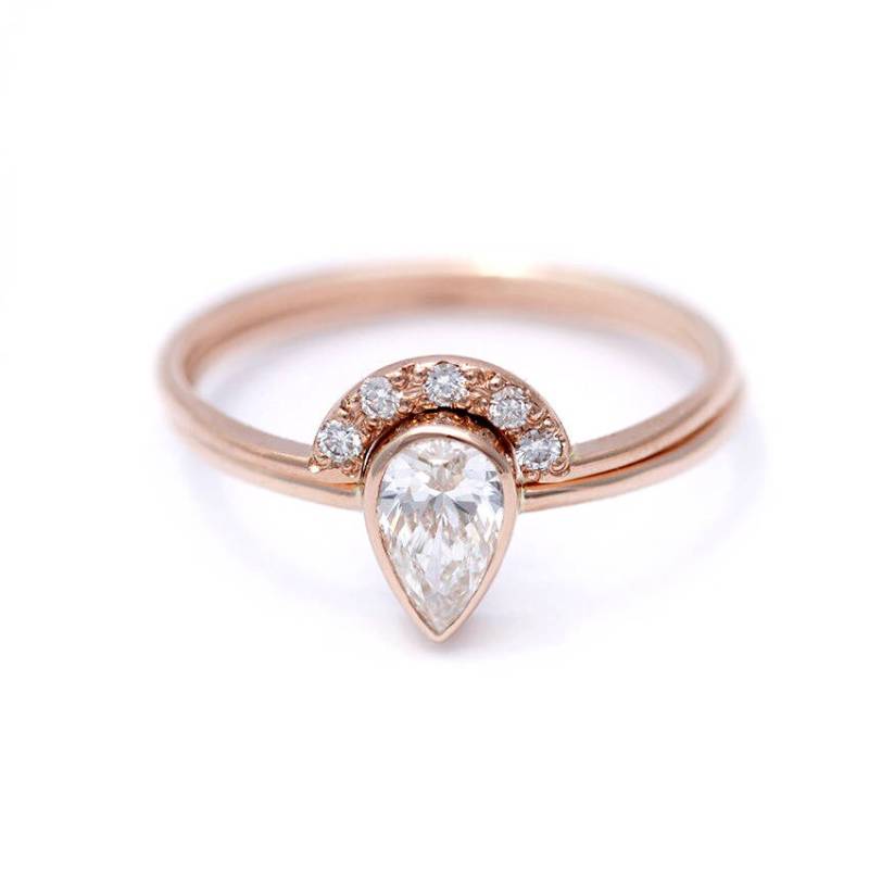 18K Rose Gold Birne Diamant Ehering Set Halbkaräter Brautkrone von artemer