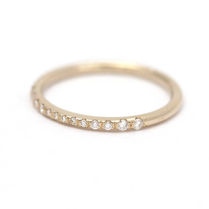 Micro Pave Diamant 18K Gold Ehering Schmaler Halb Eternity Ring von artemer
