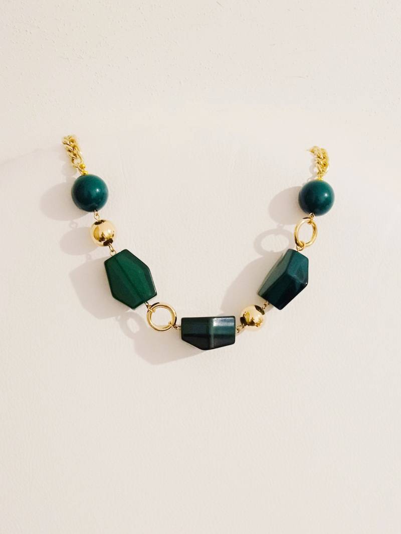 Kurze „Bonjour"-Halskette Aus Messing Und Harz von artincartogioielli