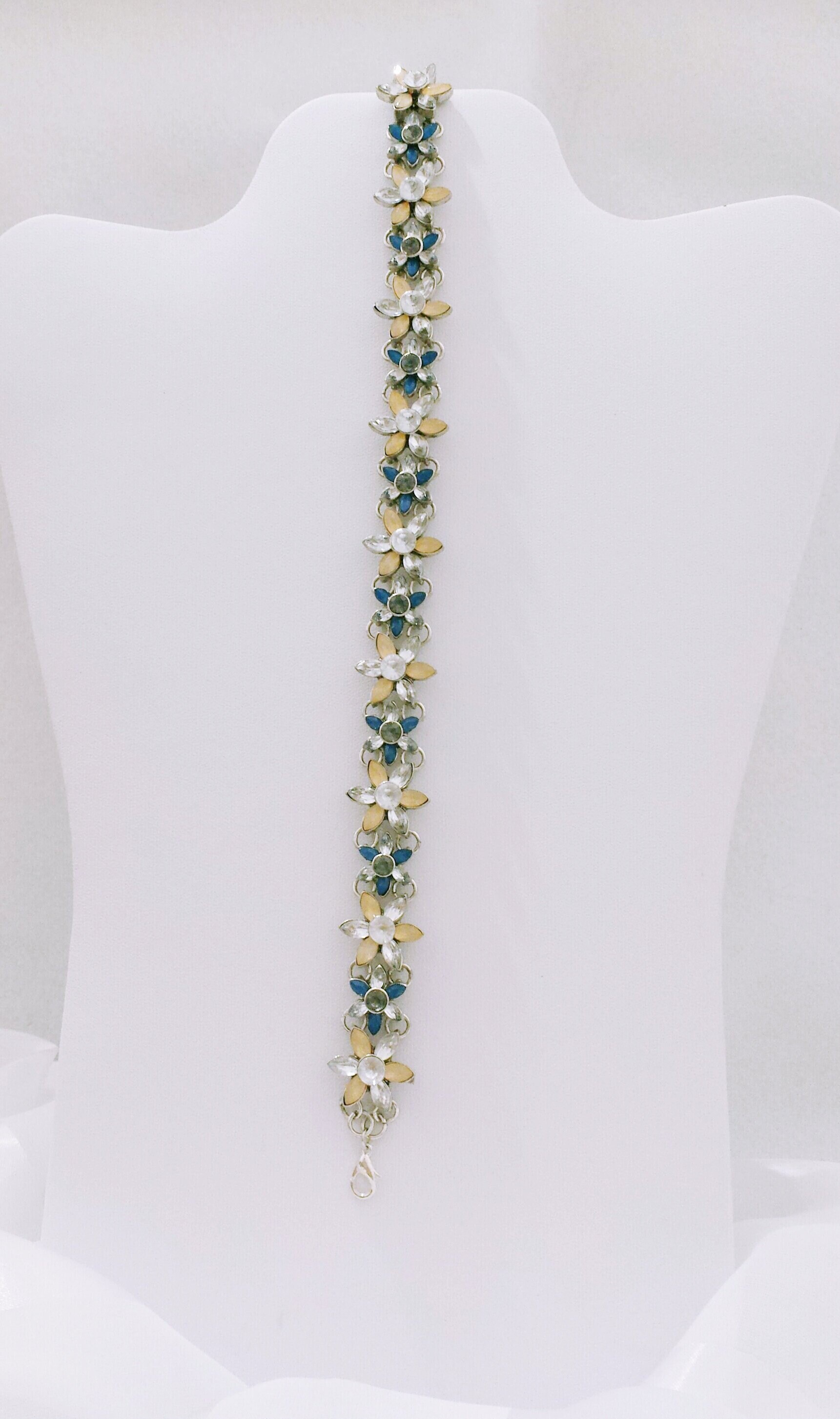 Kurze Halskette/Halsband Mit Kristallen Und Emaille „Herbstblumen" Kurze Halskette/Halsband Mit Kristallen Und Emaille „Herbstblumen" von artincartogioielli