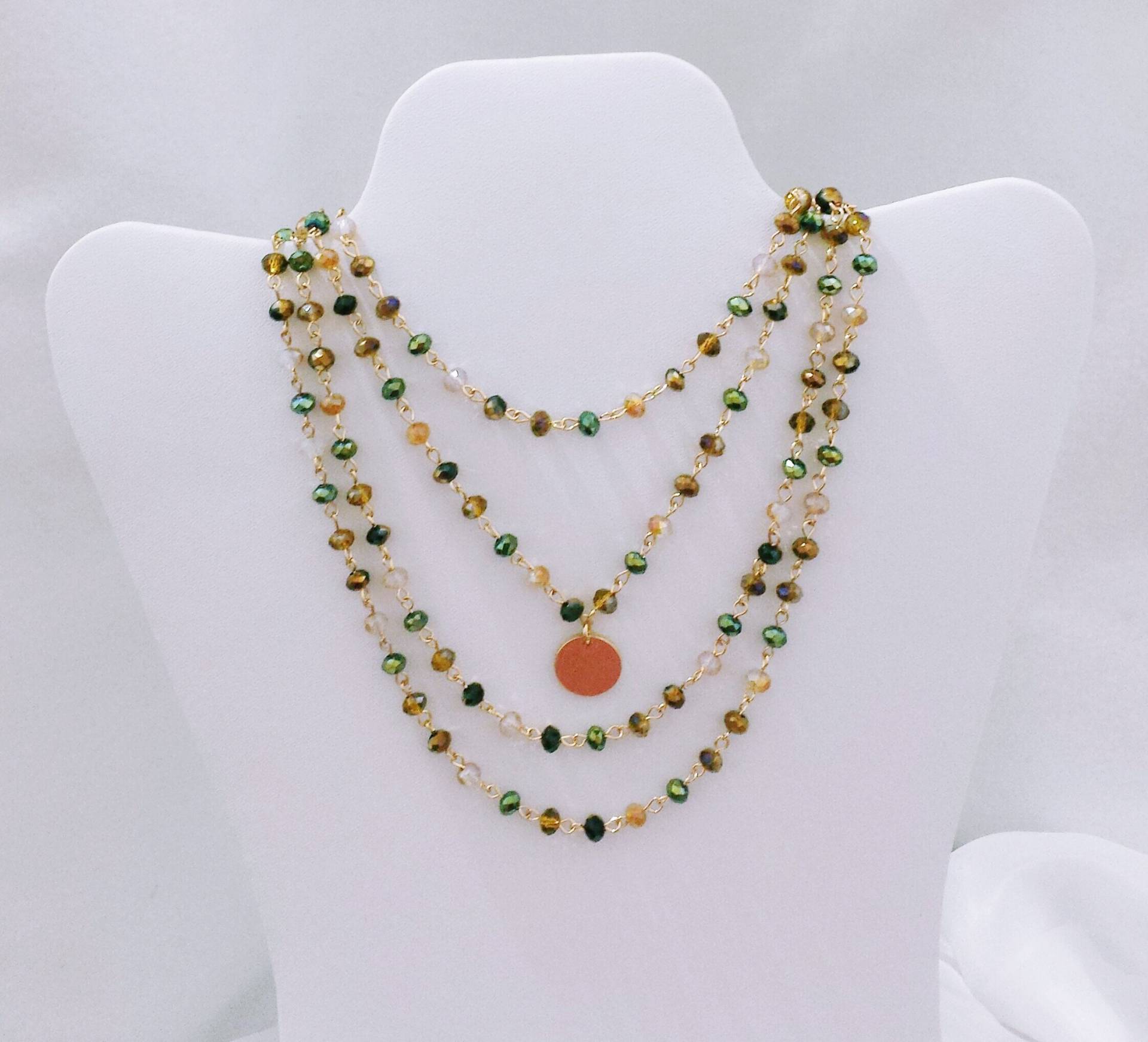 Lange Halskette Mit Schillernden Bunten Kristallen „Alter Ego" Lange Halskette Mit Schillernden Bunten Kristallen „Alter Ego" von artincartogioielli